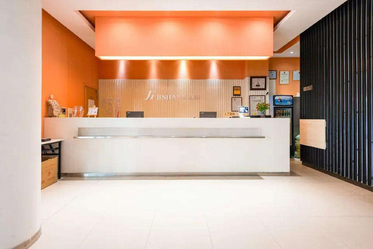 Hanting Express Qingdao South Chongqing Road エクステリア 写真