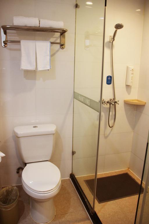 Hanting Express Qingdao South Chongqing Road 部屋 写真