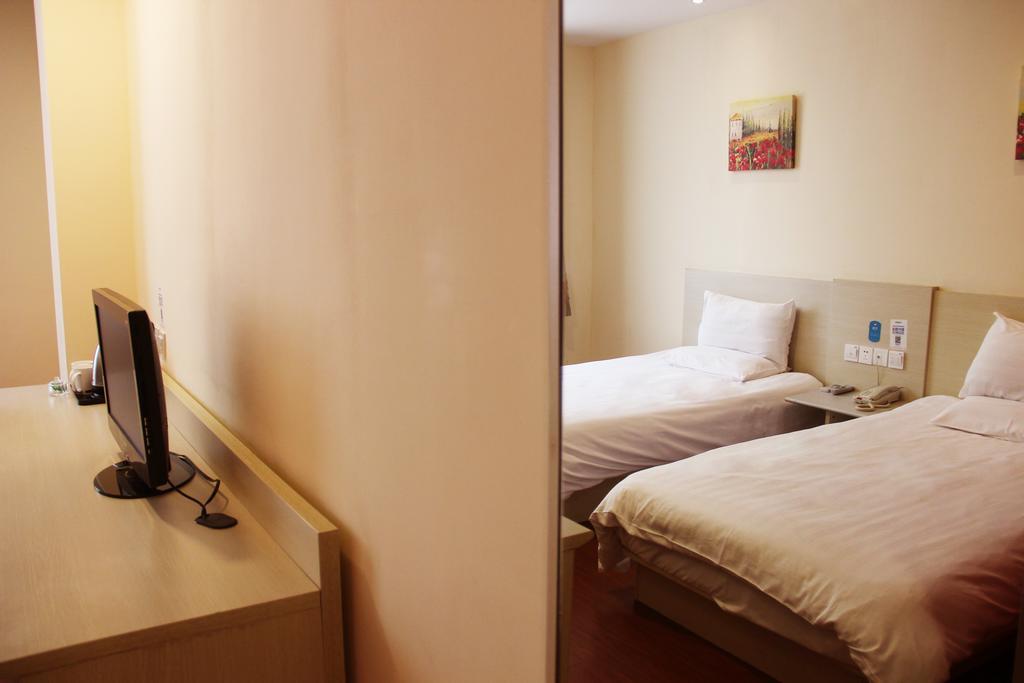 Hanting Express Qingdao South Chongqing Road 部屋 写真