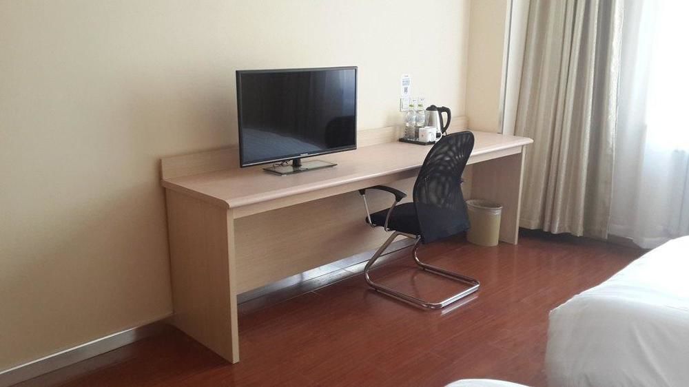 Hanting Express Qingdao South Chongqing Road エクステリア 写真
