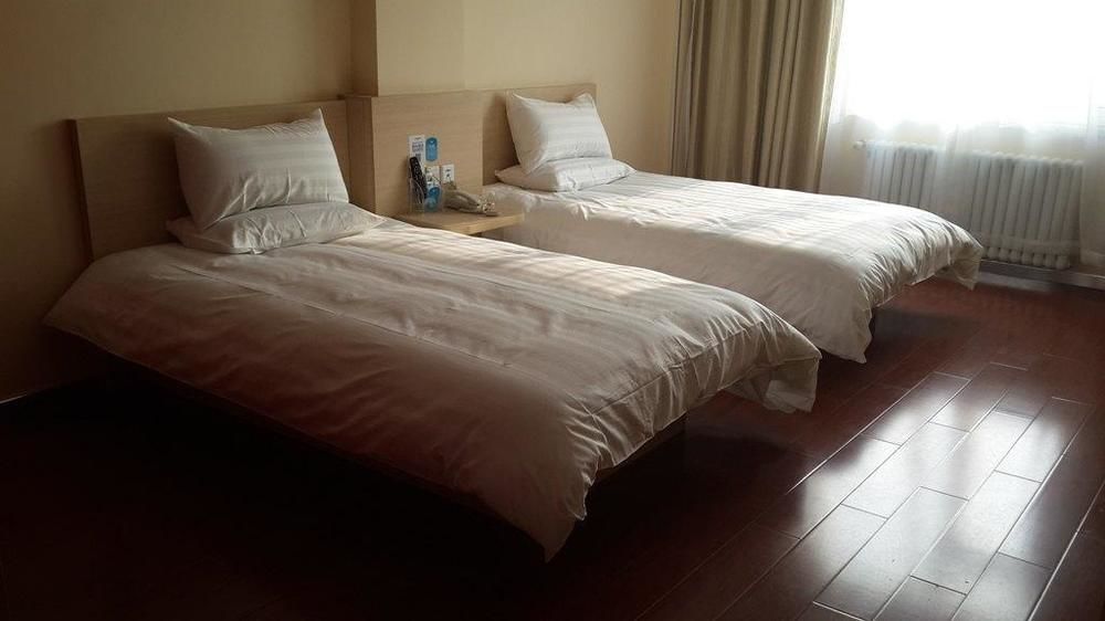 Hanting Express Qingdao South Chongqing Road エクステリア 写真